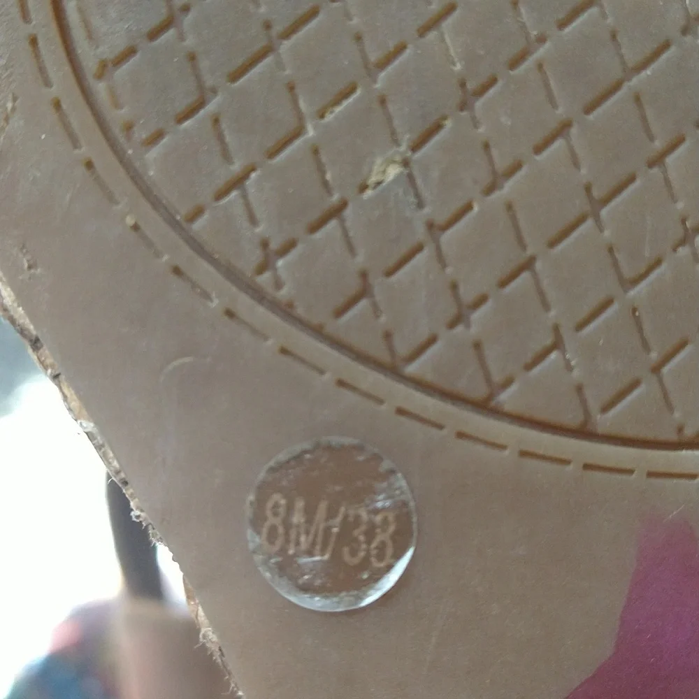 Jessica Simpson Tan Platform Sandals